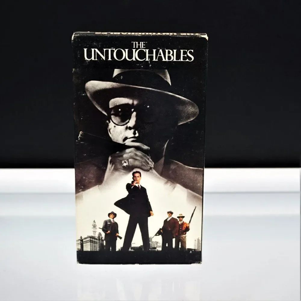 The Untouchables Vintage 1988 VHS Kevin Costner Robert De Niro Sean Connery